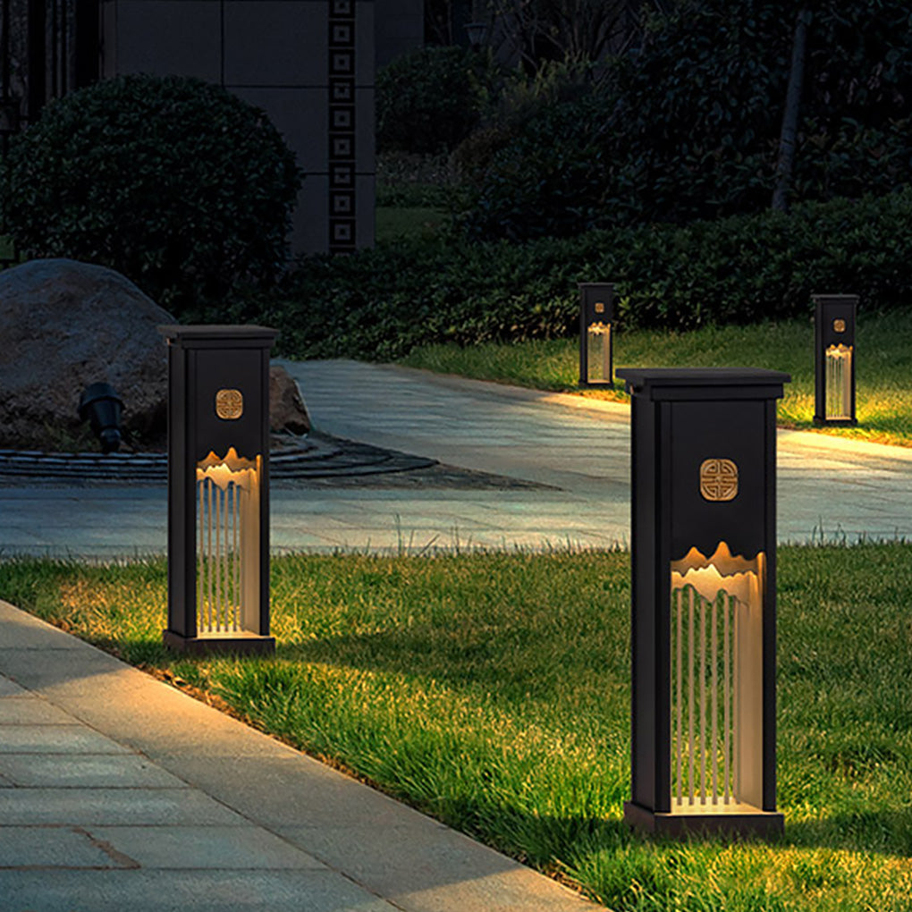 Artisan Cut-Out LED Landscape Light in Black Stainless Steel for Modern Courtyards