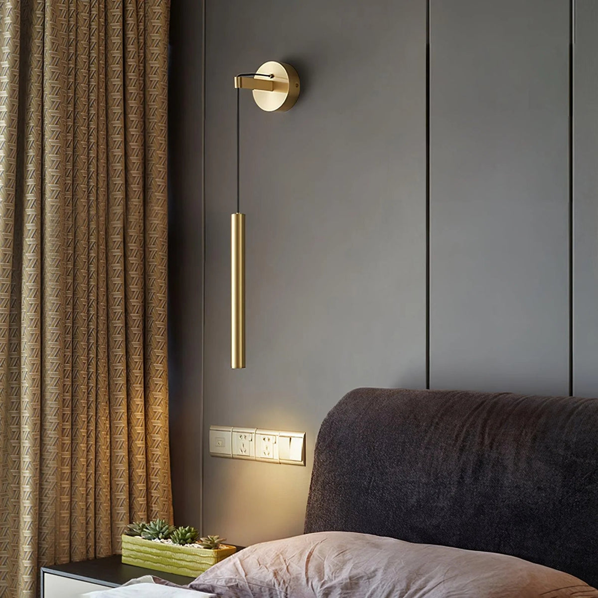 Linear Brass Wall Light