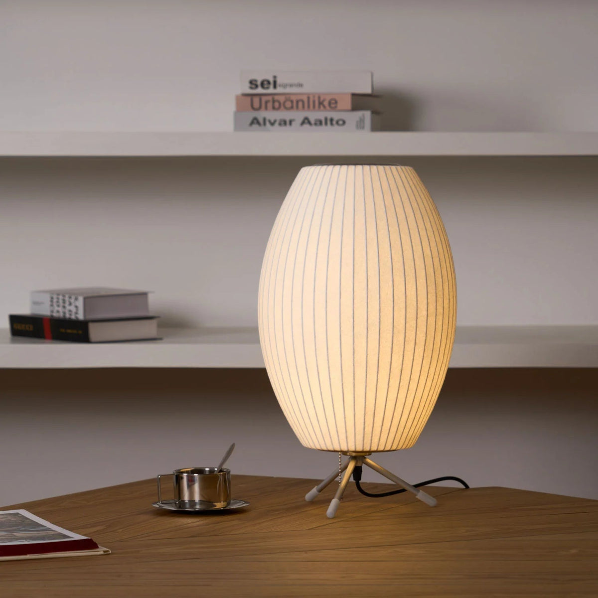 Luma Tripod Lamp