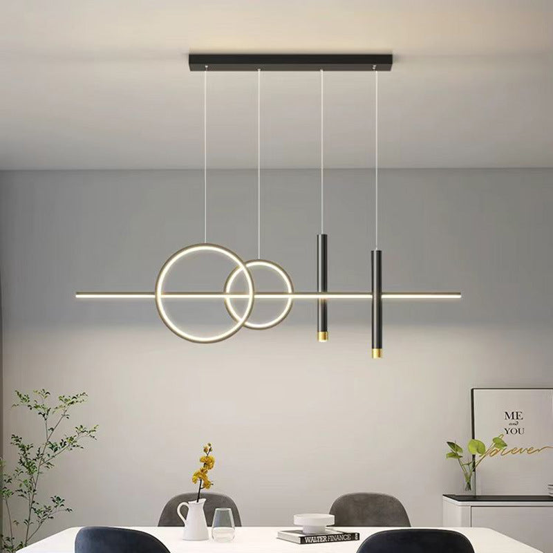 Chandelier Style Table Lamp In The Dining Room