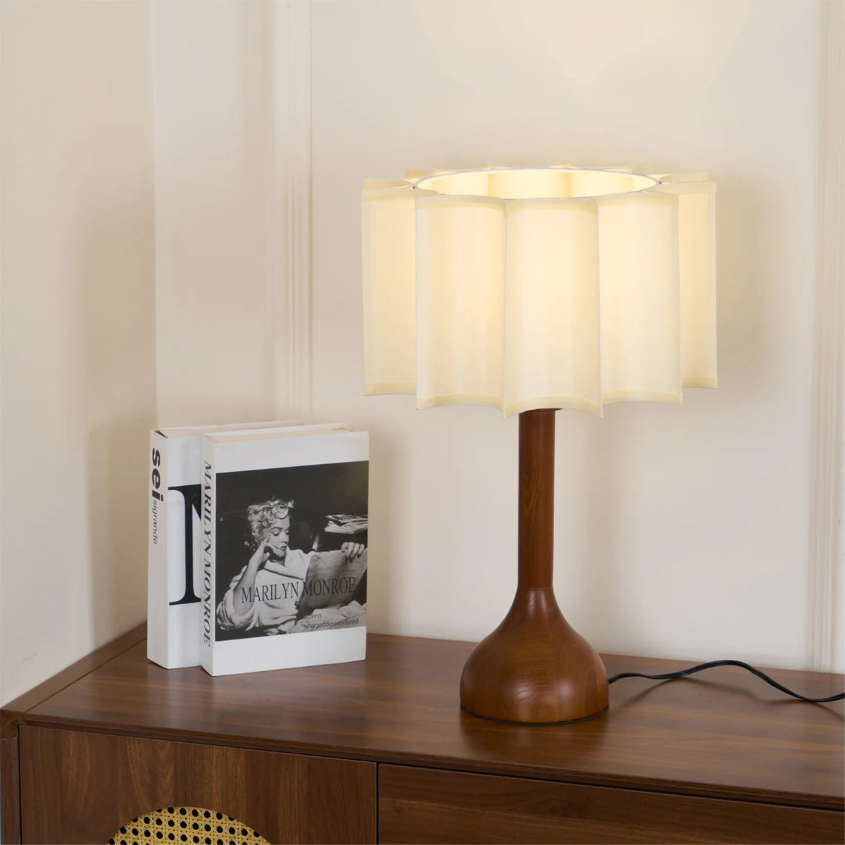 Hakka Accent Table Lamp