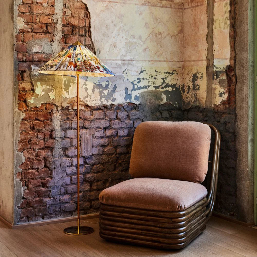 Nostalgia Steady Floor Light