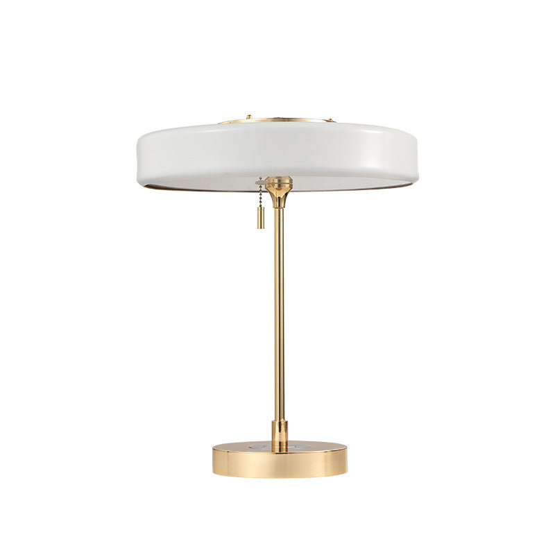 Nordic British Retro Creative Table Lamp