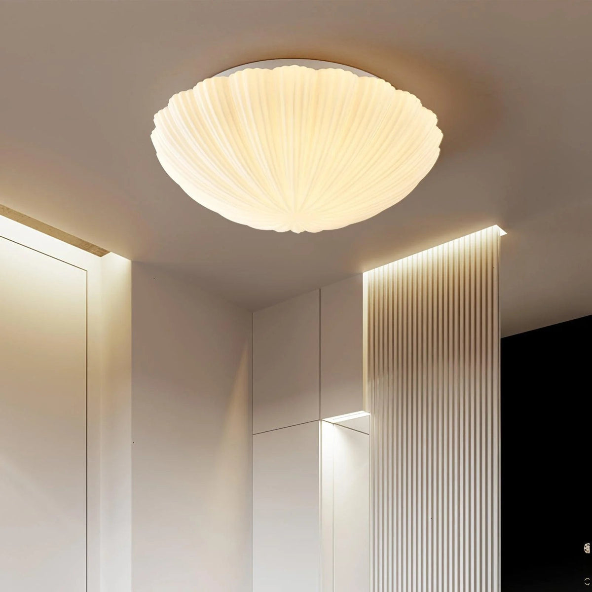 Aurora Shell Ceiling Light