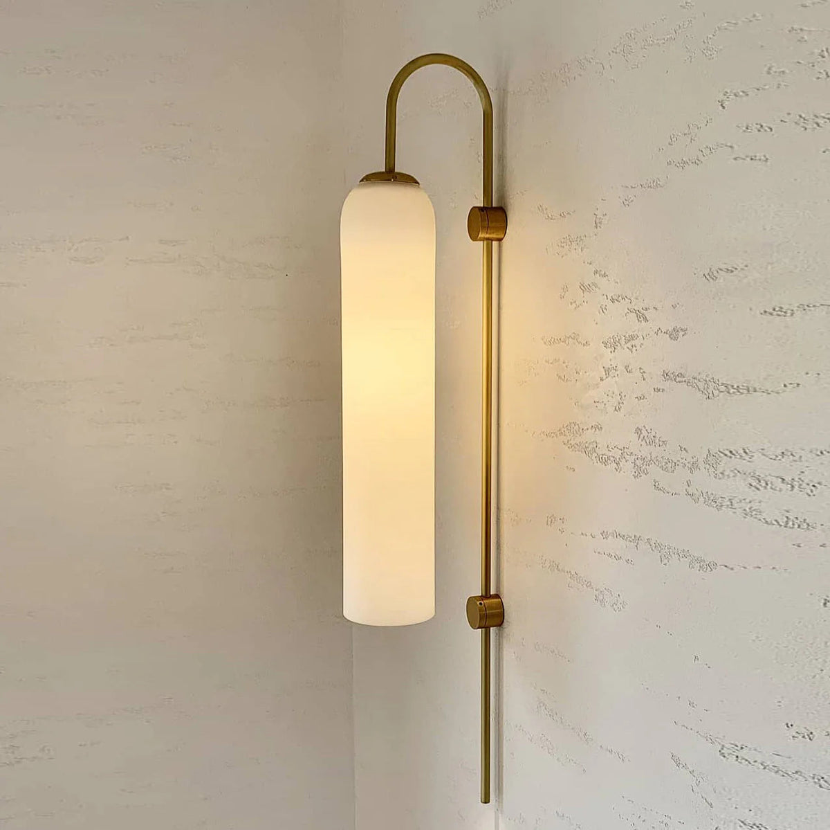 Nova Minimalist Sconce