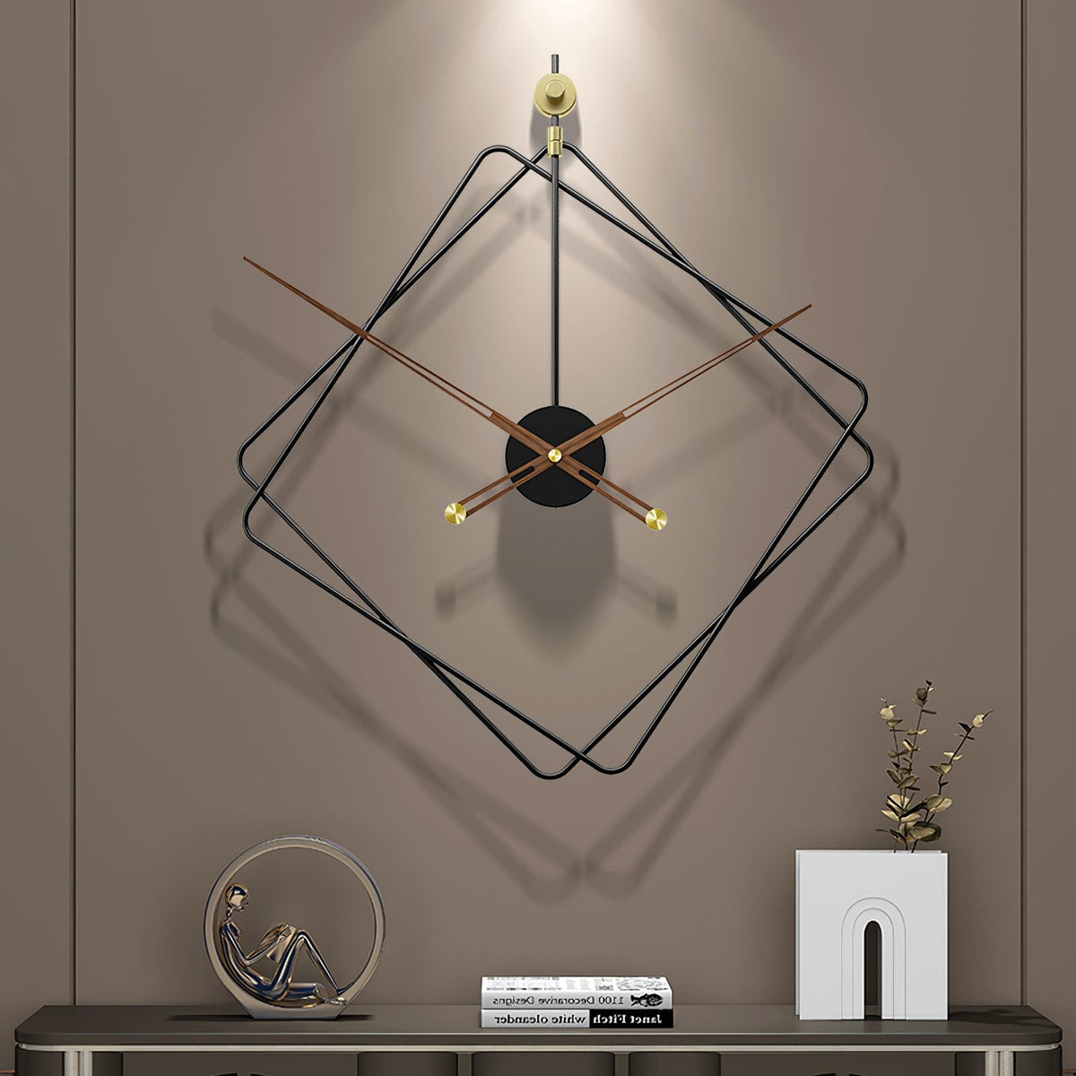Quadratische Wanduhr