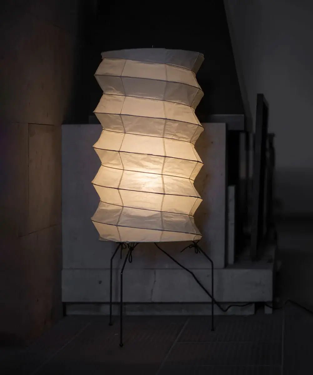 Kaze Origami Floor Lamp – Handcrafted Washi Paper & Iron Sculptural Light