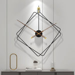 Quadratische Wanduhr