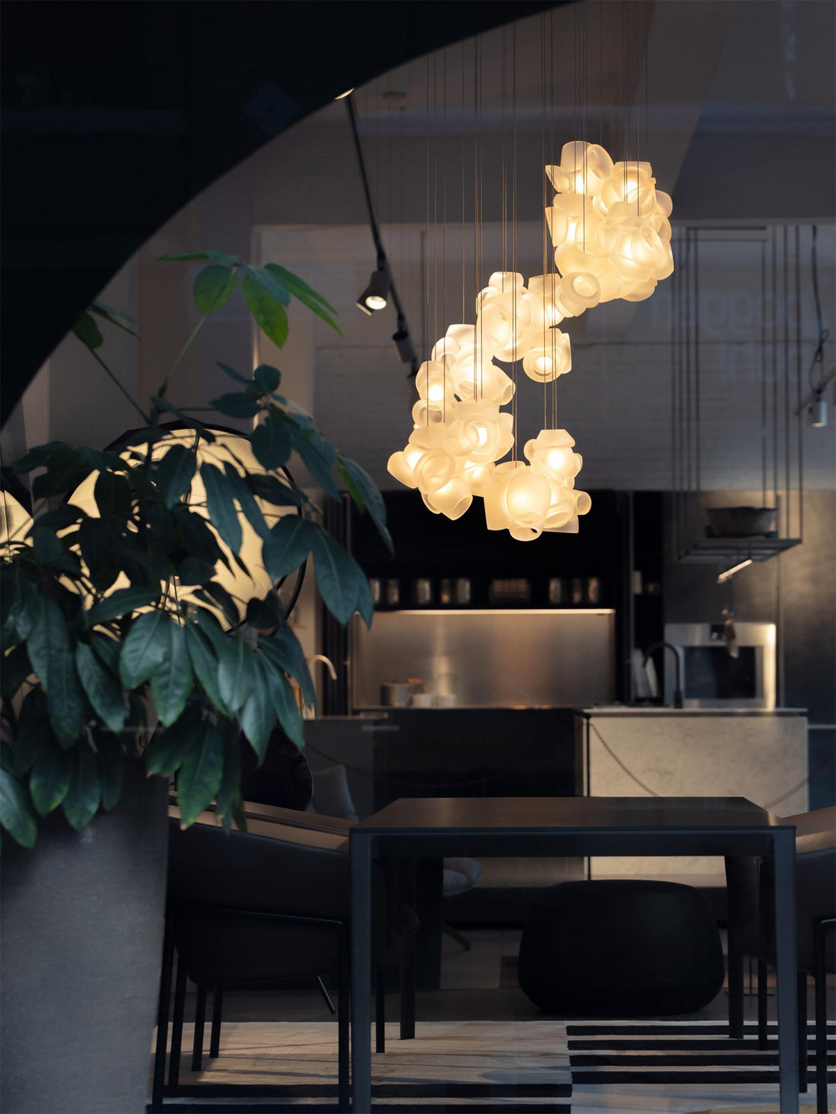 process-glass-pendant-light
