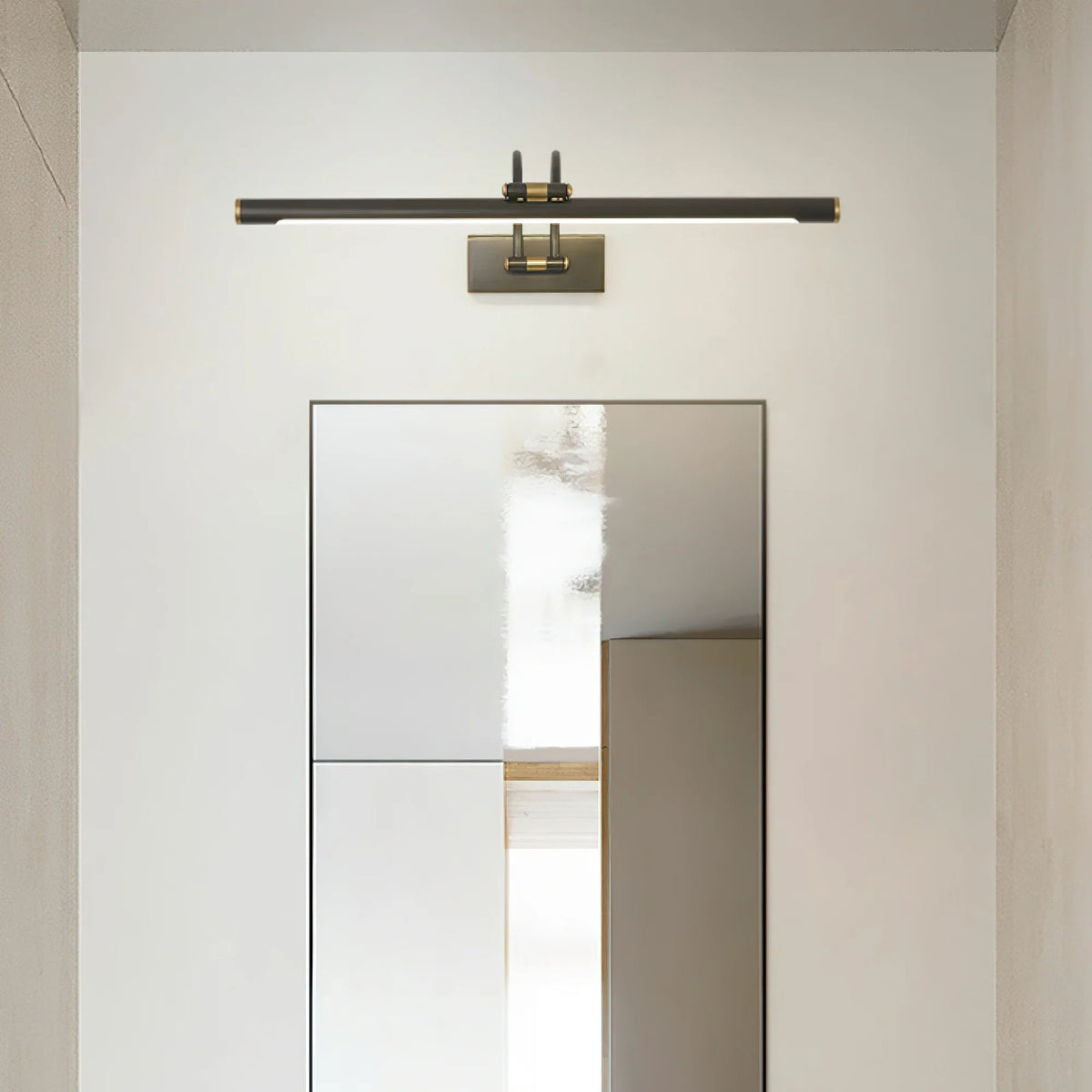 Sleek Line Wall Light