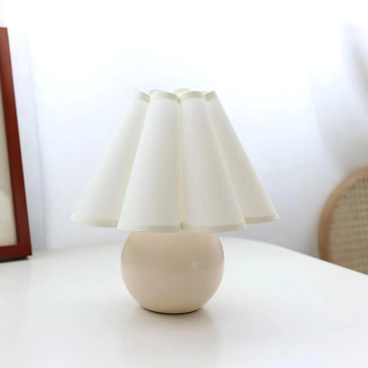 Kicsi Folded Table Lamp