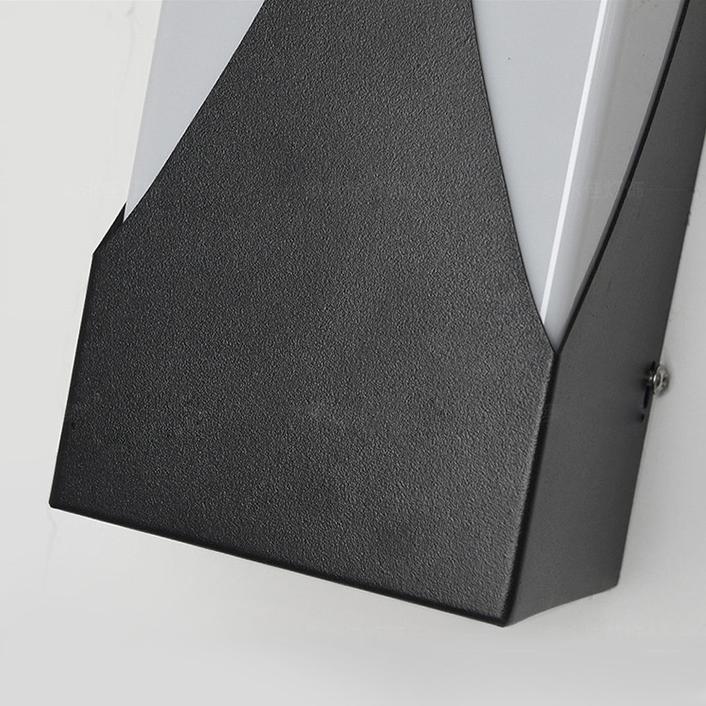 Modern Outdoor Wall Sconce in Black Stainless Steel with LED Illumination