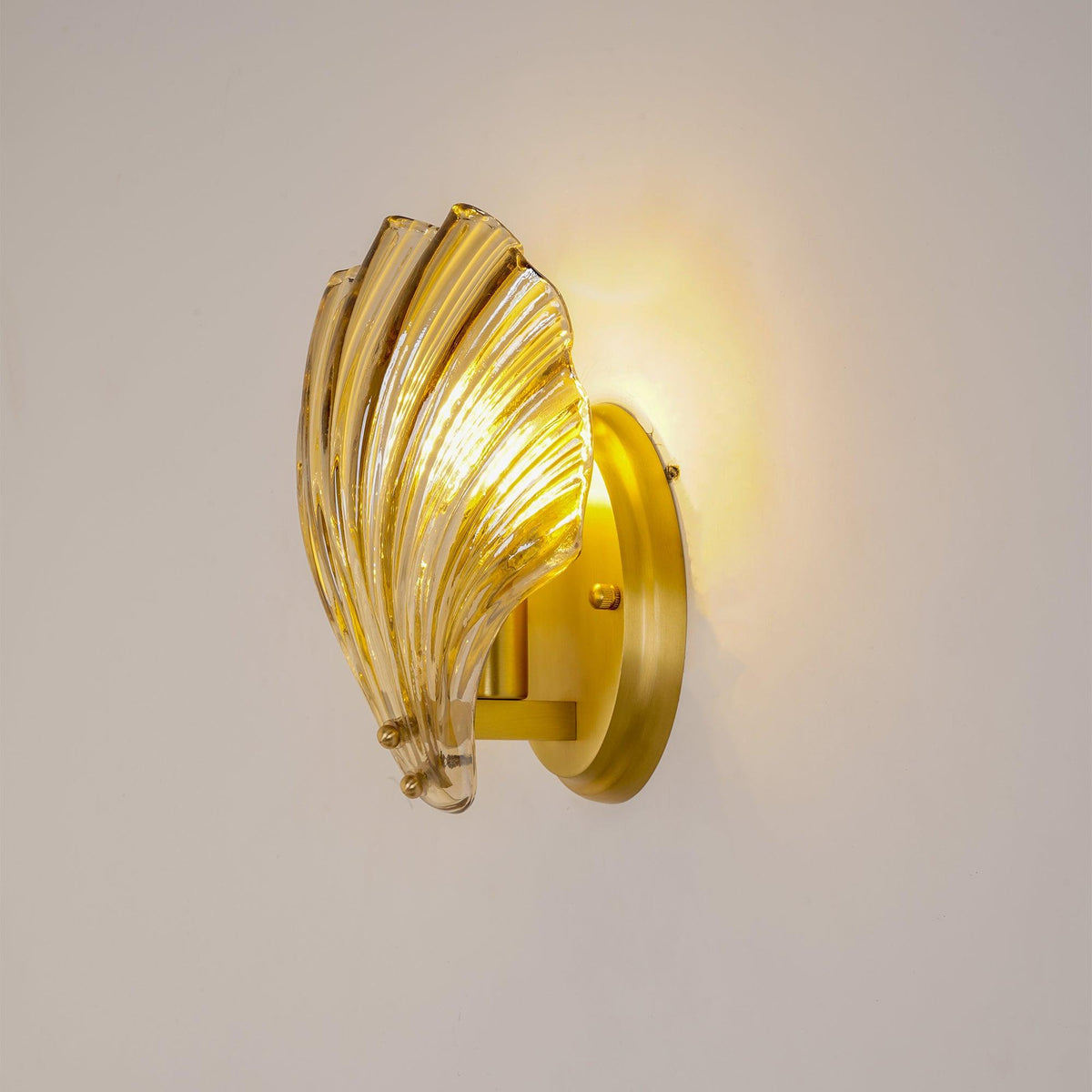 Seashell Wall Light