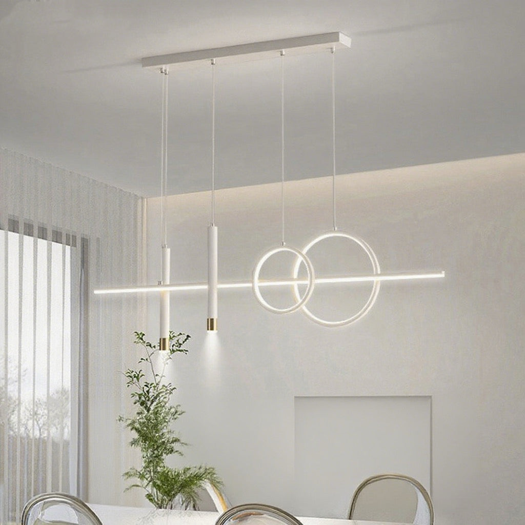 Chandelier Style Table Lamp In The Dining Room