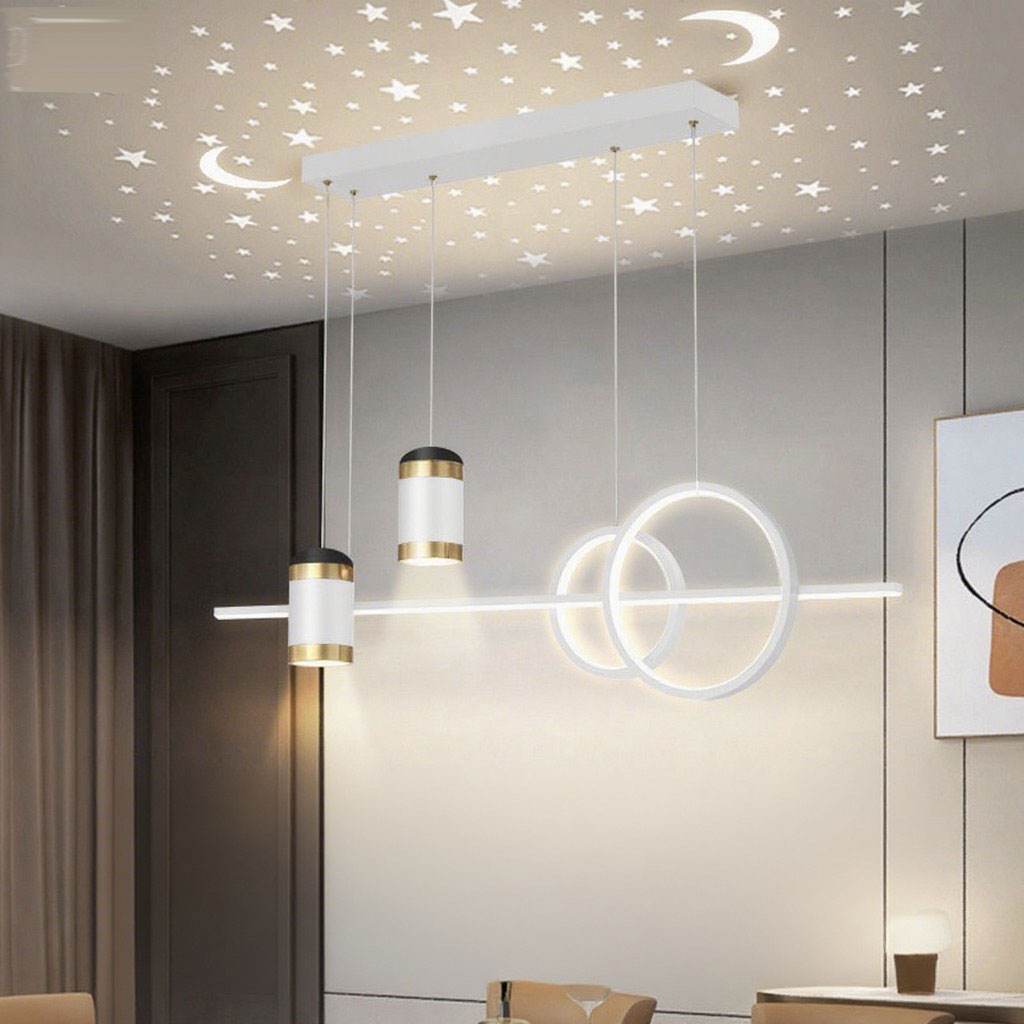 Chandelier Style Table Lamp In The Dining Room