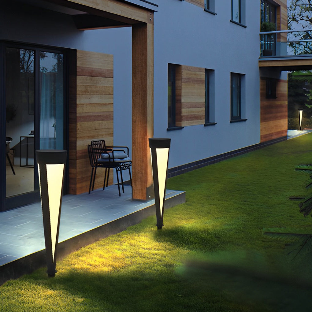 Modern Solar LED Lawn Light in Gray Aluminum for Garden Pathways