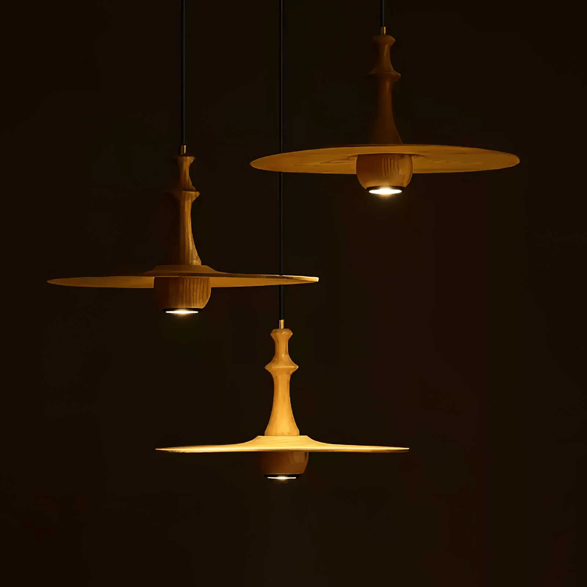 Wooden Spin Pendant Light – Modern Natural Wood Hanging Lamp for Dining Room & Living Room