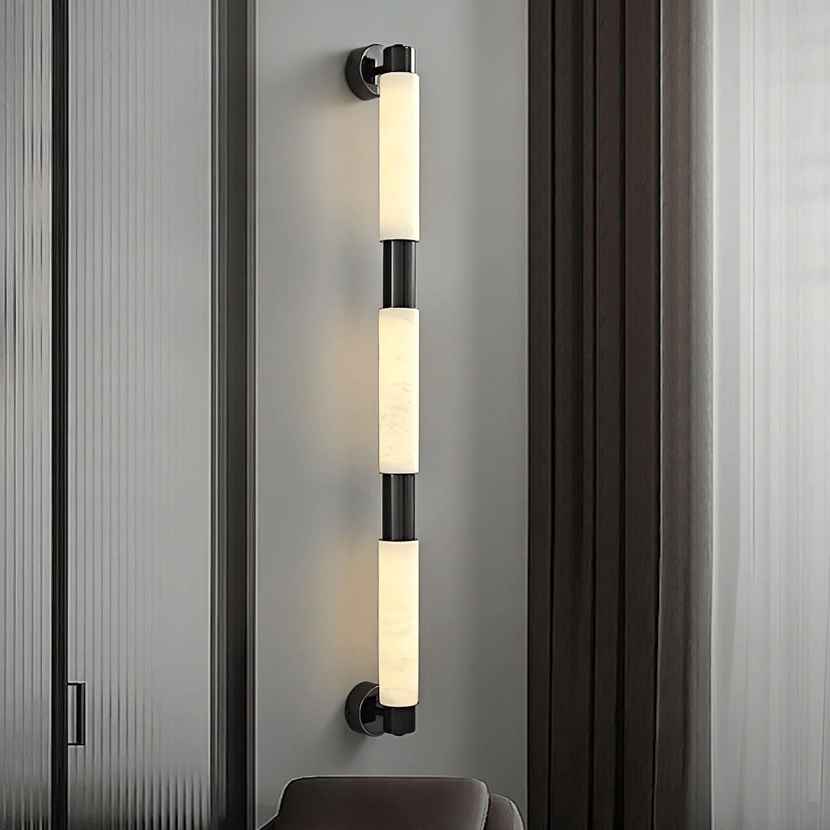 Alatar Alabaster Wall Sconce – Modern LED Wall Light in Gold or Black