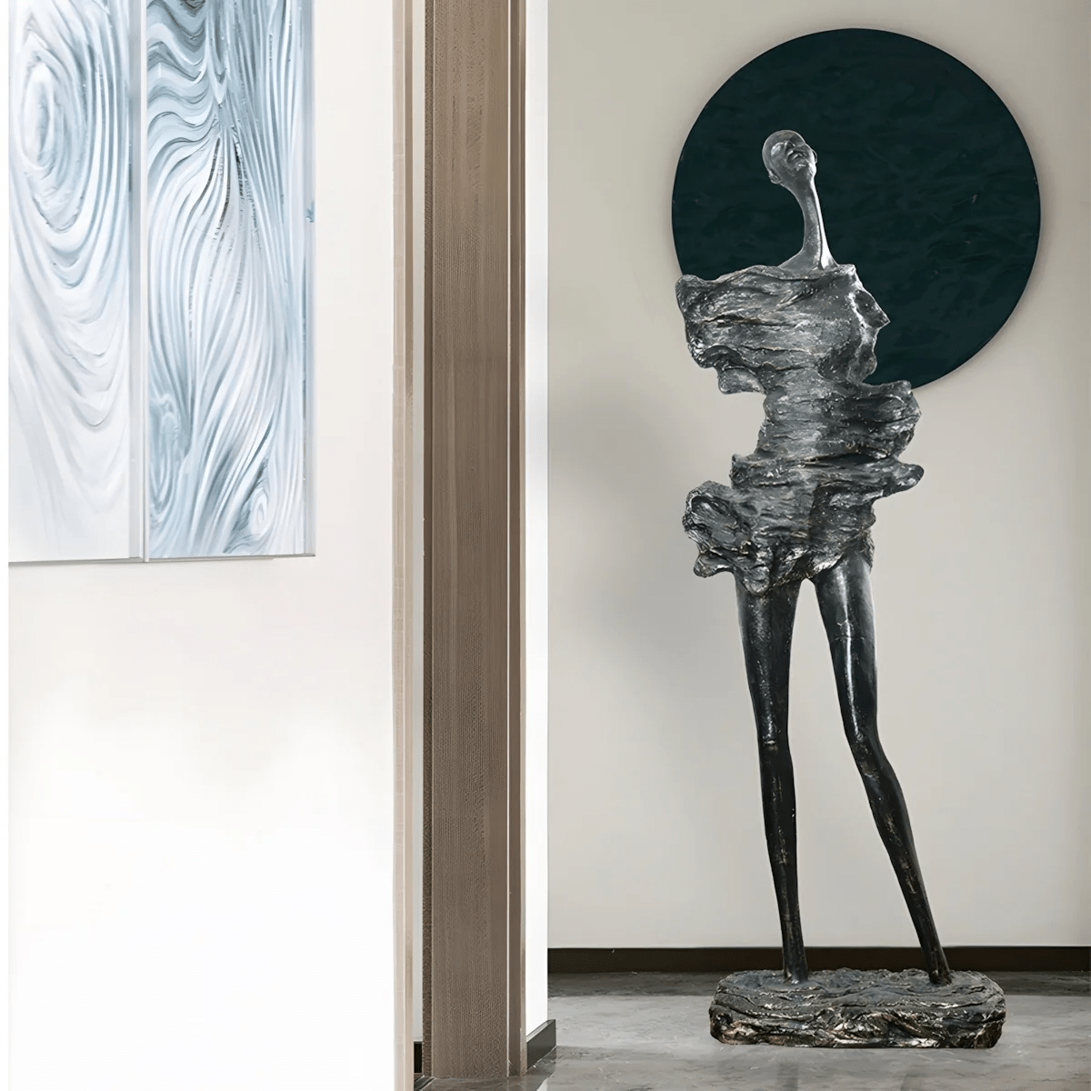 Dravik Sculptural Floor Ornament – Modern Nordic Art Piece for Refined Interiors