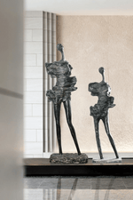 Dravik Sculptural Floor Ornament – Modern Nordic Art Piece for Refined Interiors