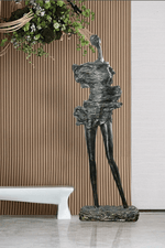 Dravik Sculptural Floor Ornament – Modern Nordic Art Piece for Refined Interiors