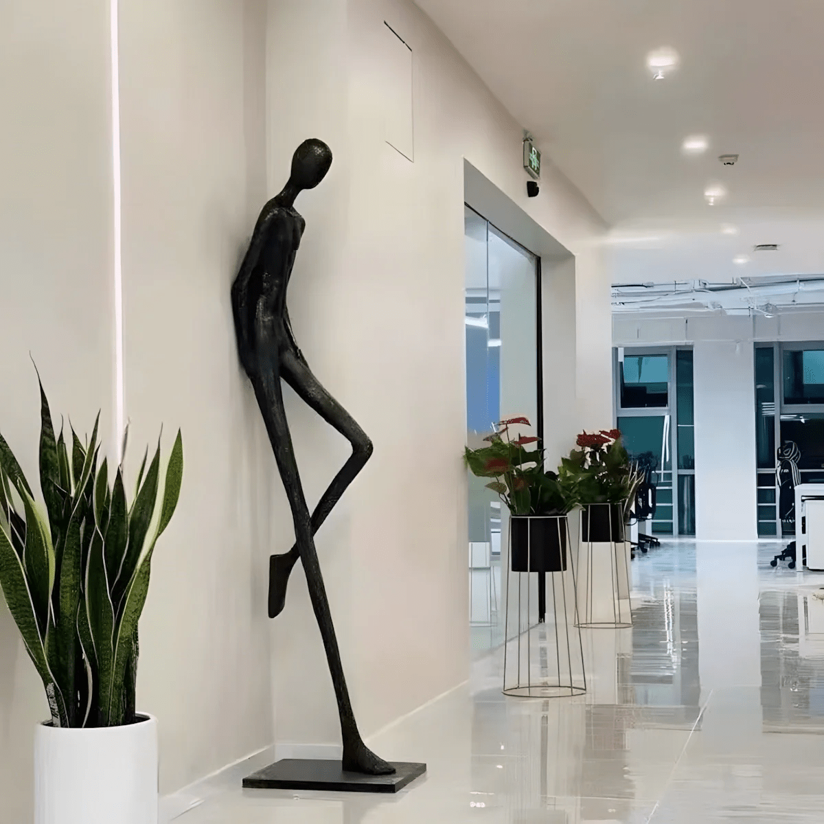 Lemvix Modern Sculptural Floor Ornament for Contemporary Interiors