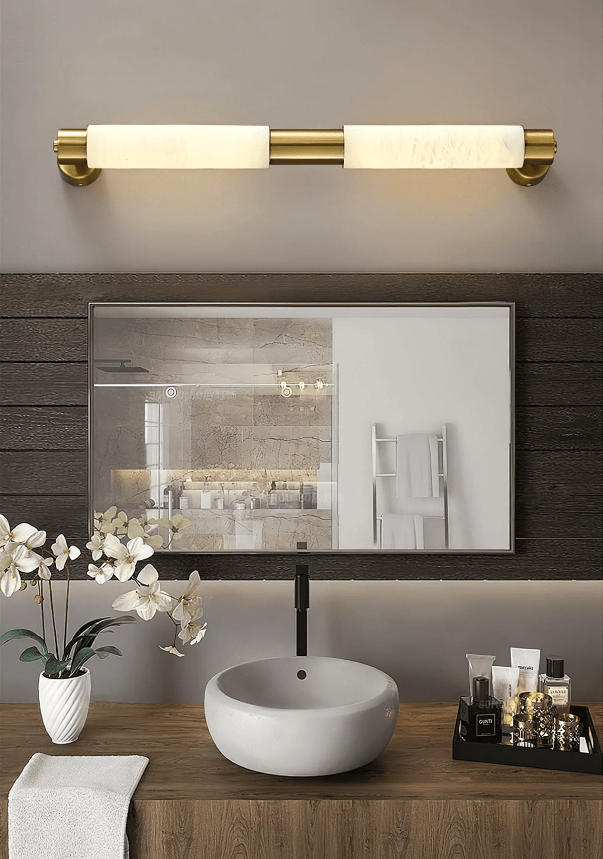 Alatar Alabaster Wall Sconce – Modern LED Wall Light in Gold or Black