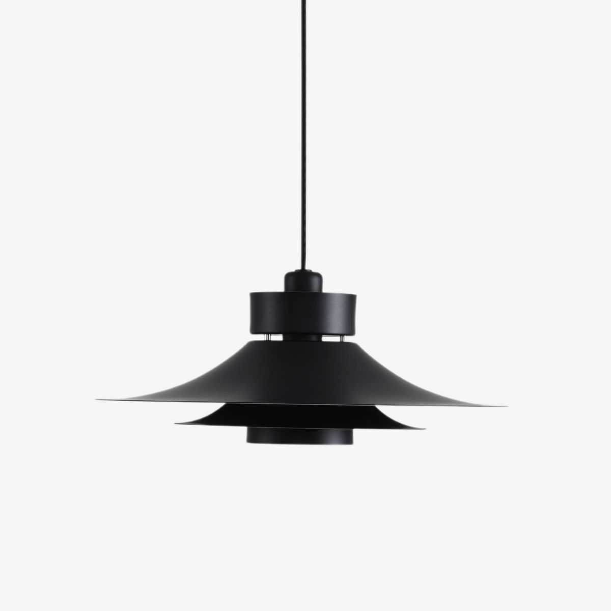 Nero Eclipse Modern Pendant Light – Matte Black Designer Ceiling Lamp