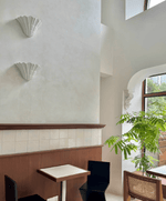 Marina Shell Wall Sconce – Sculptural Coastal Light in White