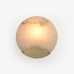 Lasterba Alabaster Wall Sconce in Brass – Modern Illumination for Refined Interiors