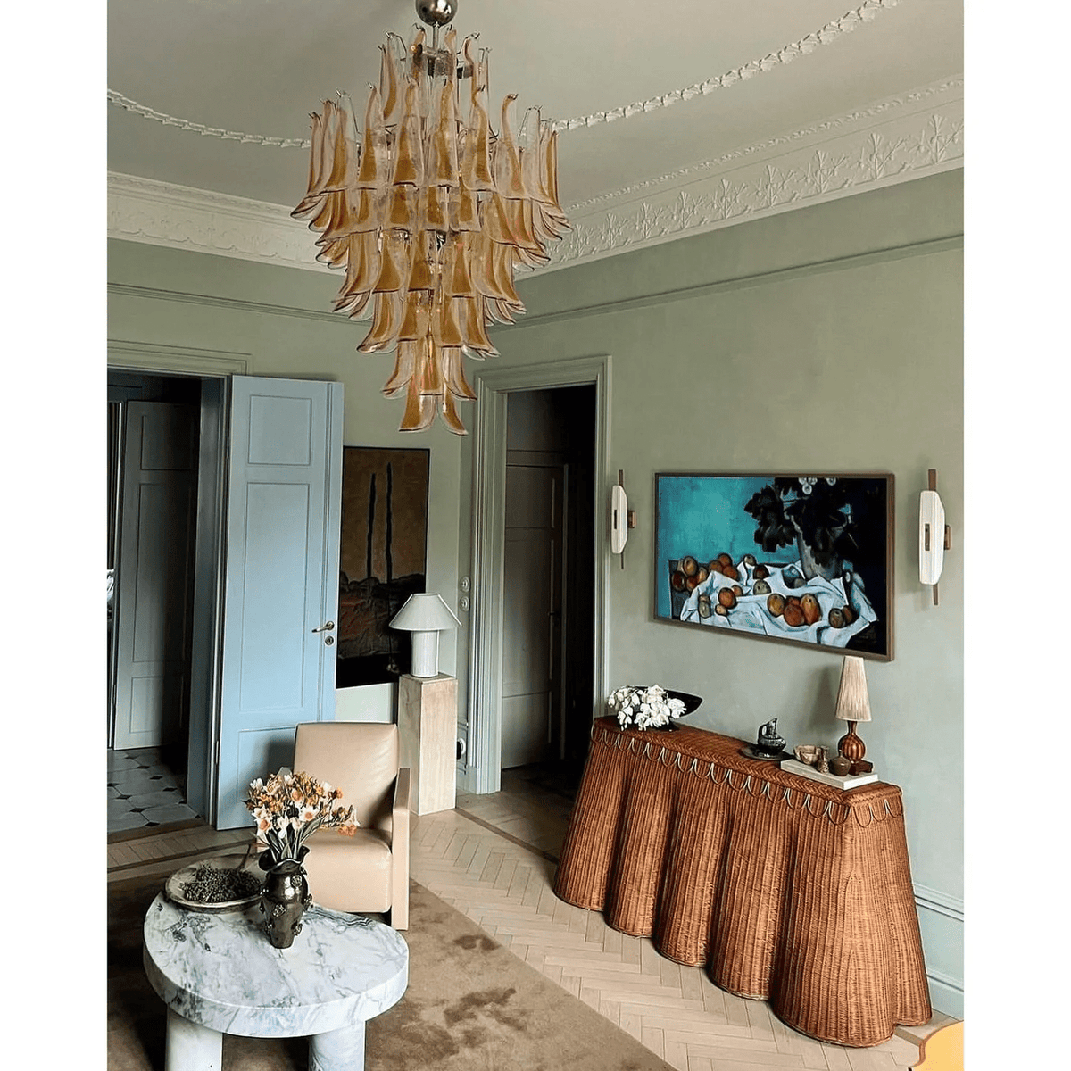 Dravina Glass Petals Pendant Chandelier – Handcrafted Murano-Style Lighting