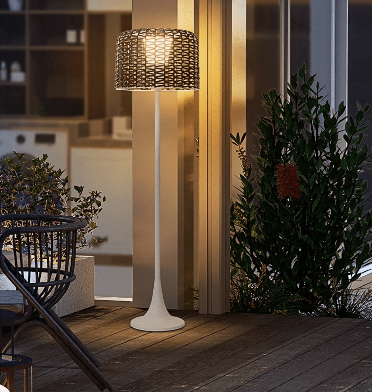 Callum Woven Solar Floor Lamp – Artisan Outdoor LED Lighting