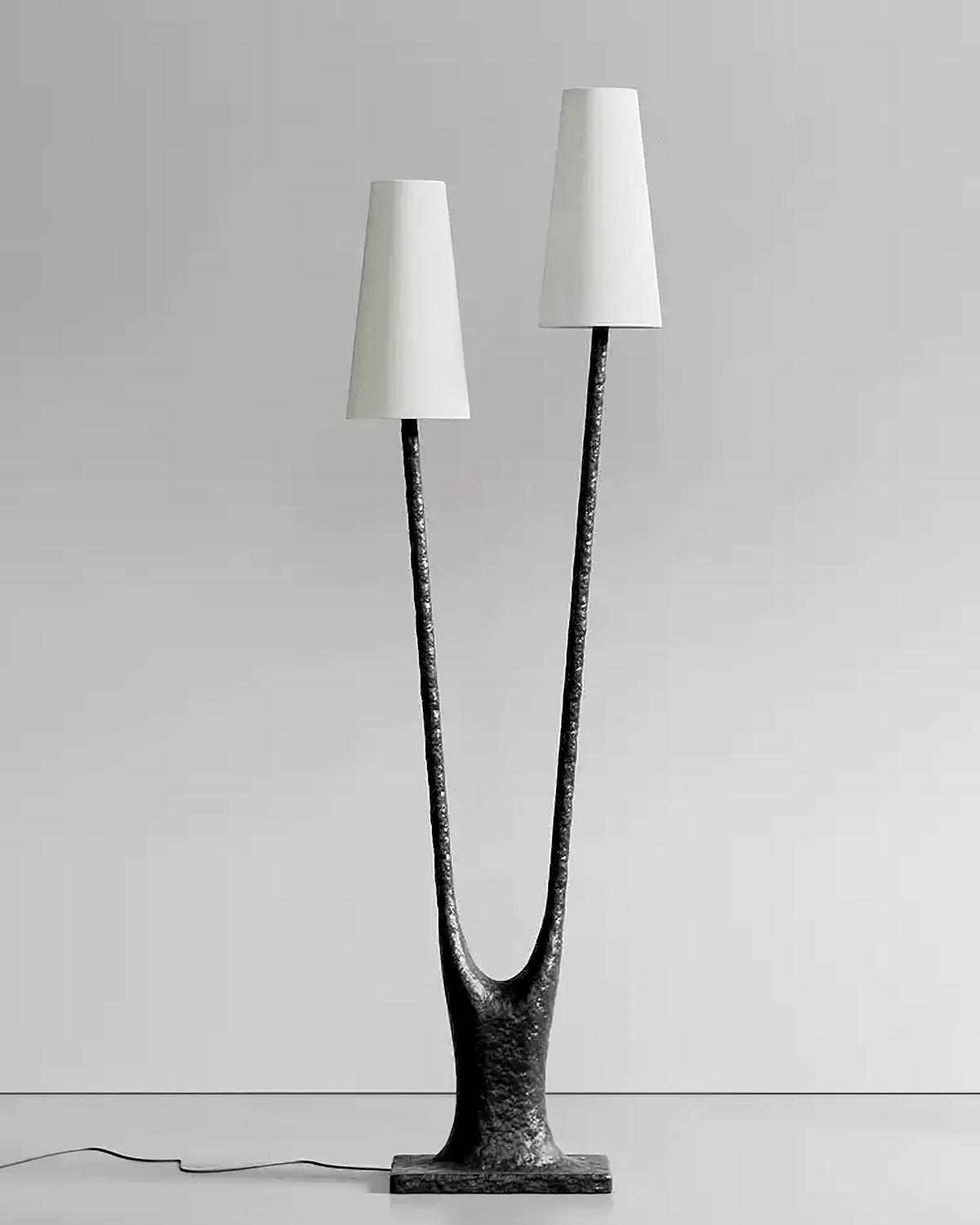 Roots Floor Lamp – Sculptural Twin-Shade Brass Floor Light