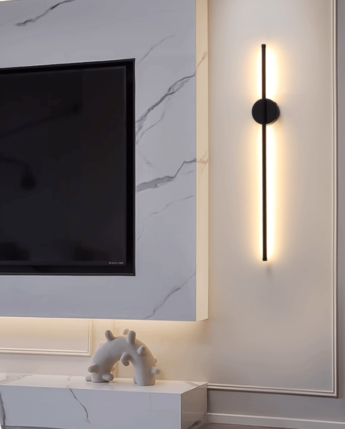 Linearo Rechargeable LED Wall Sconce – Cordless Modern Linear Light