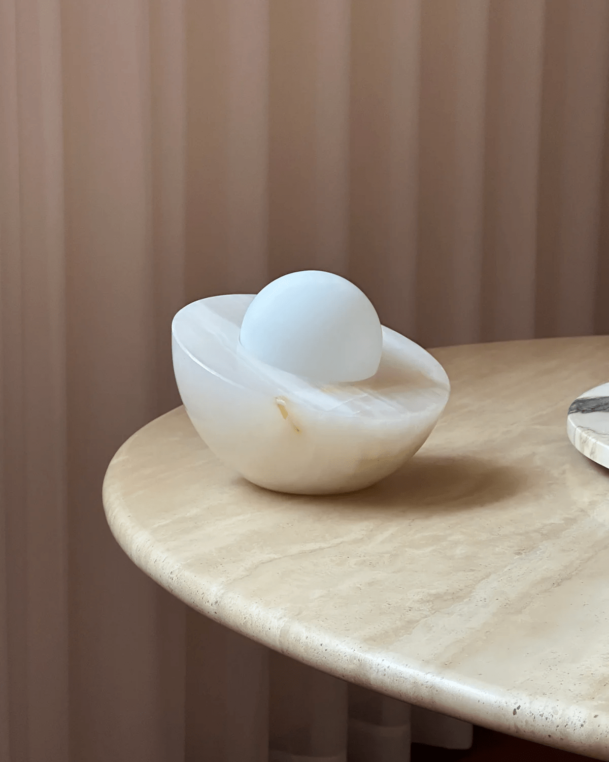 Halo Pebble Stone Table Lamp – Natural Onyx Base with Frosted Glass Globe
