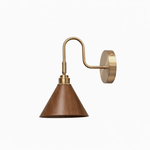 Alver Wood Wall Sconce with Brass Arm – Modern Natural Lighting
