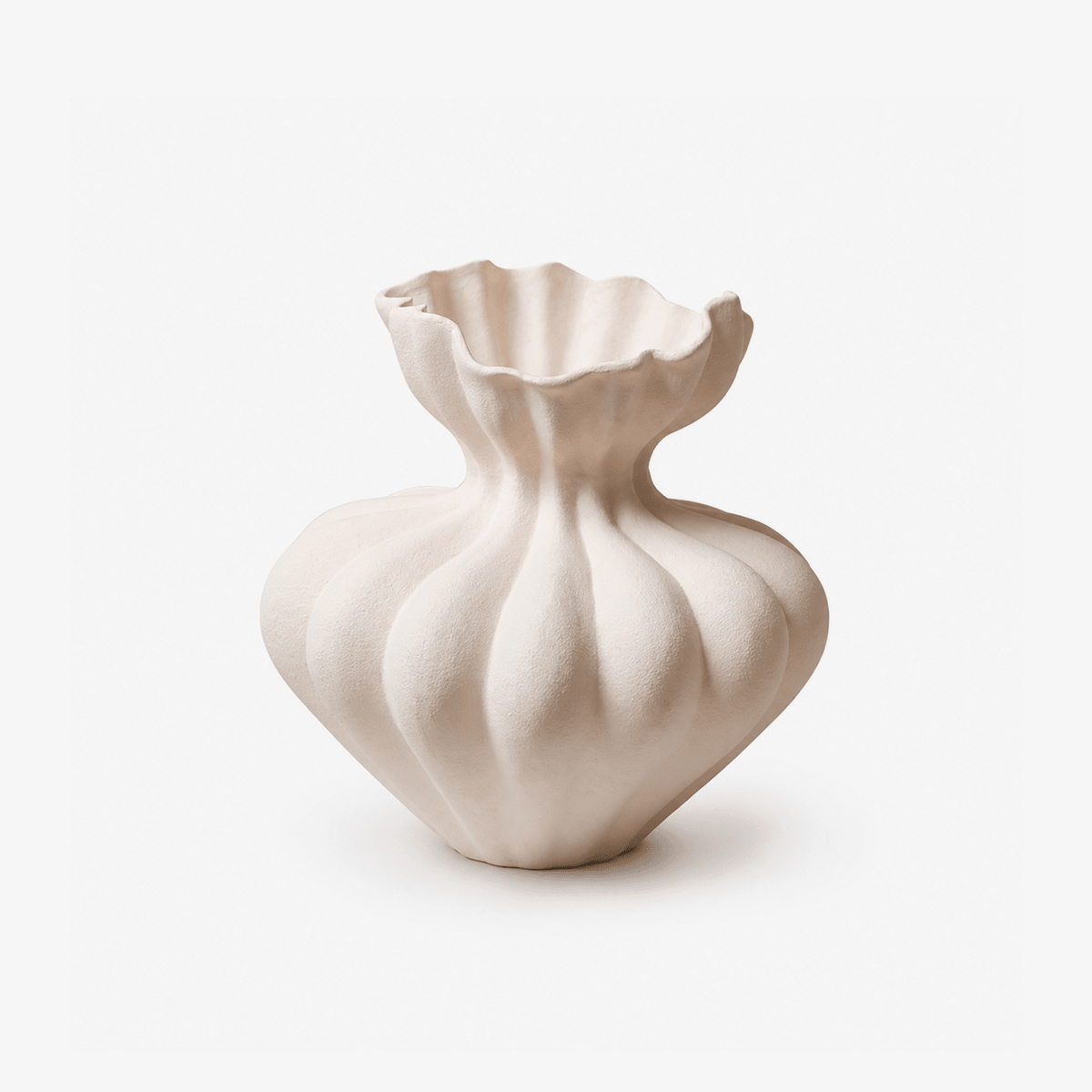 Fluted Bloom Ceramic Vase – Hand-Thrown Stoneware Sculptural Vessel