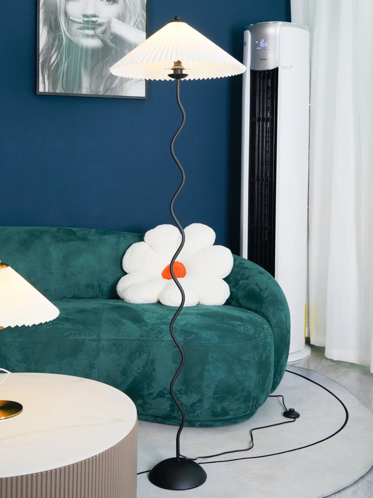 Serpentine Glow Floor Lamp