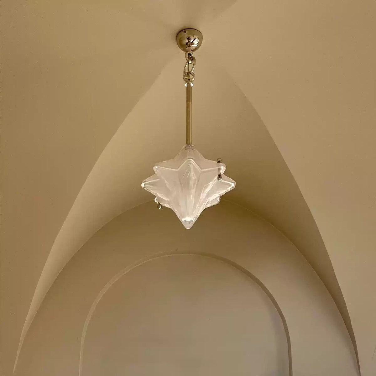 Prismatic Star Pendant Light – Crystal Glass Ceiling Lamp for Dining & Living Spaces