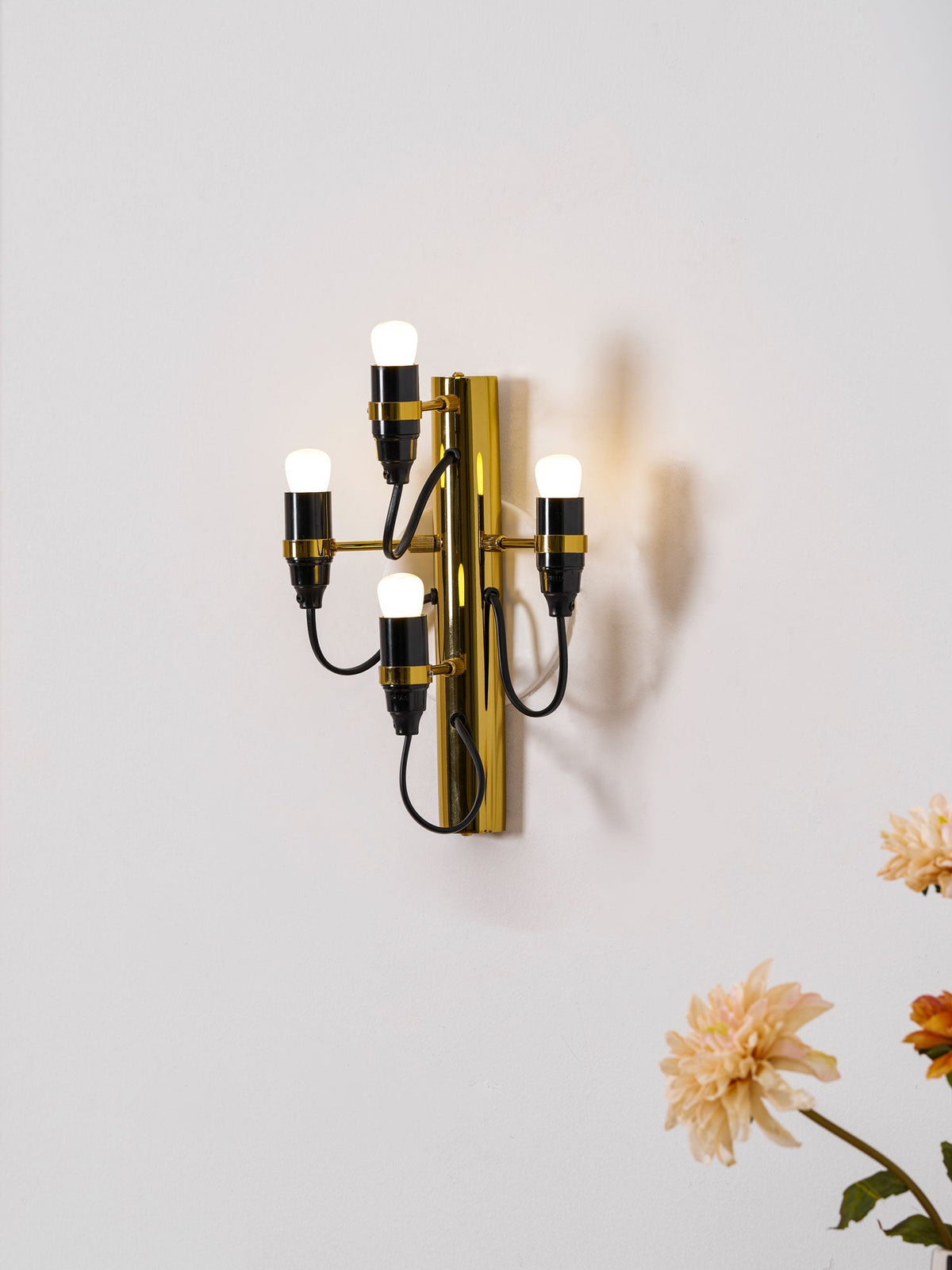 fruit-wall-lamp