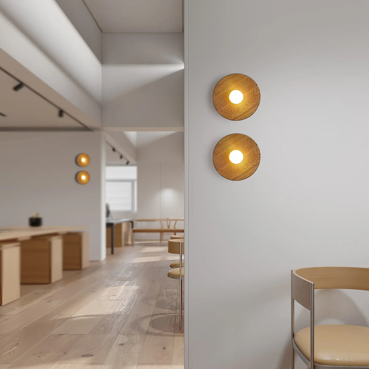 Contourwood Wall Light