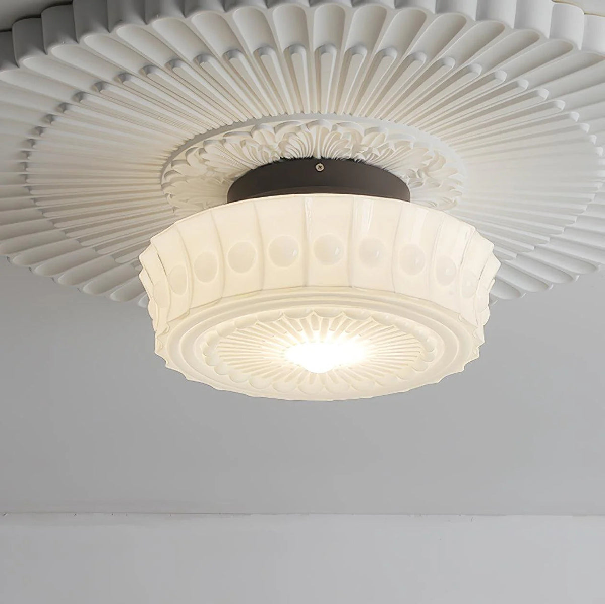 Vintage Manor Ceiling Lamp