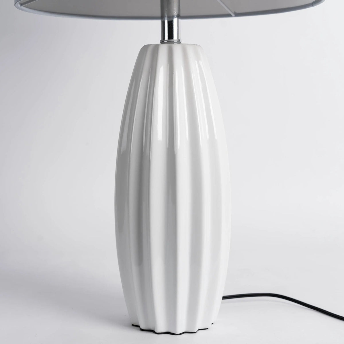 Luma Sphere Table Lamp
