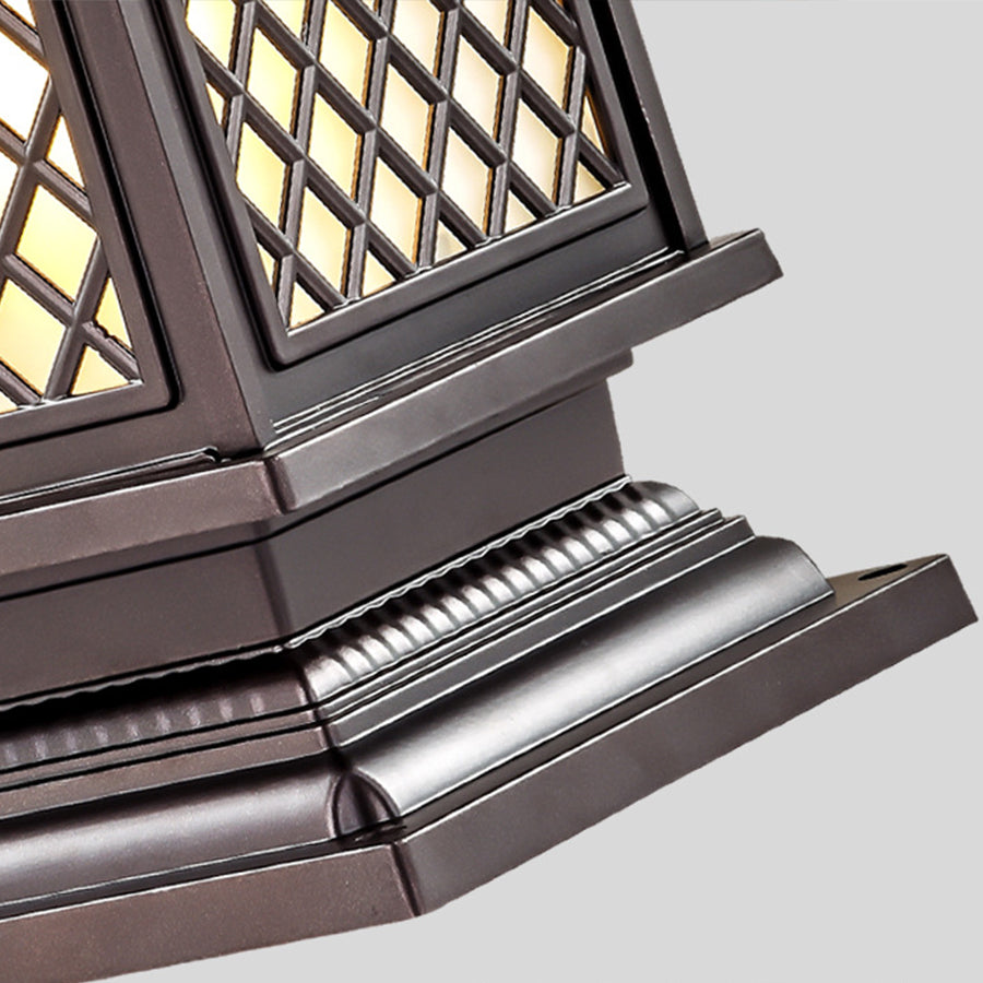 Lumière Pillar Lantern — Weatherproof Outdoor Post Light with Adjustable Color Temperature