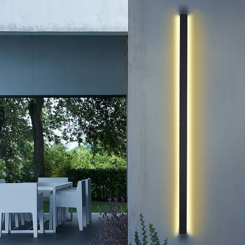 Modern Linear Outdoor Wall Light in Black, Dimmable LED