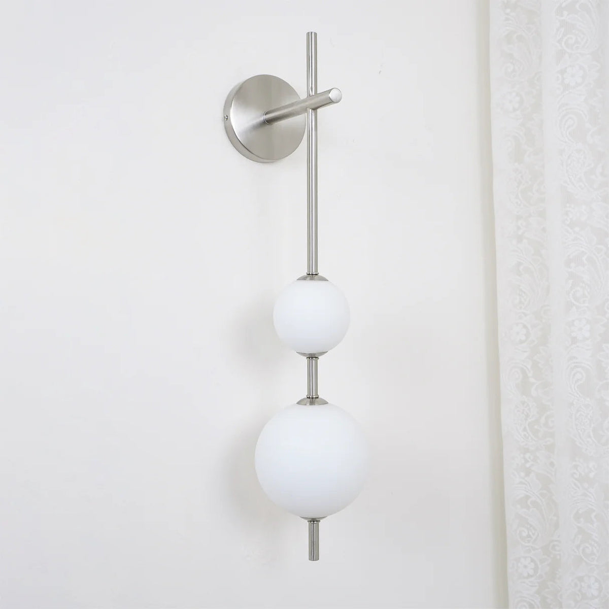 Vertiglow Globe Lamp