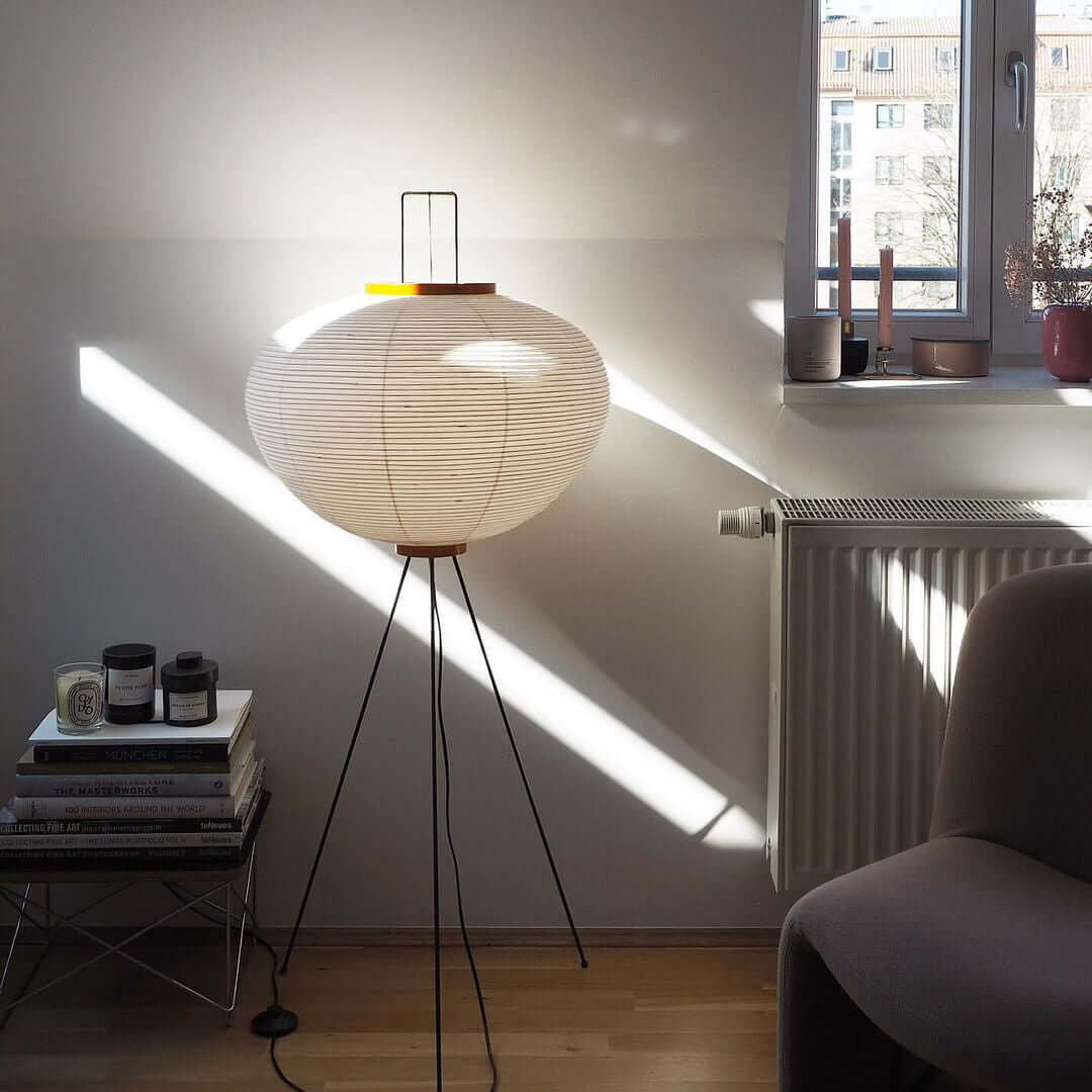 Oriental Paper Shade Lamp