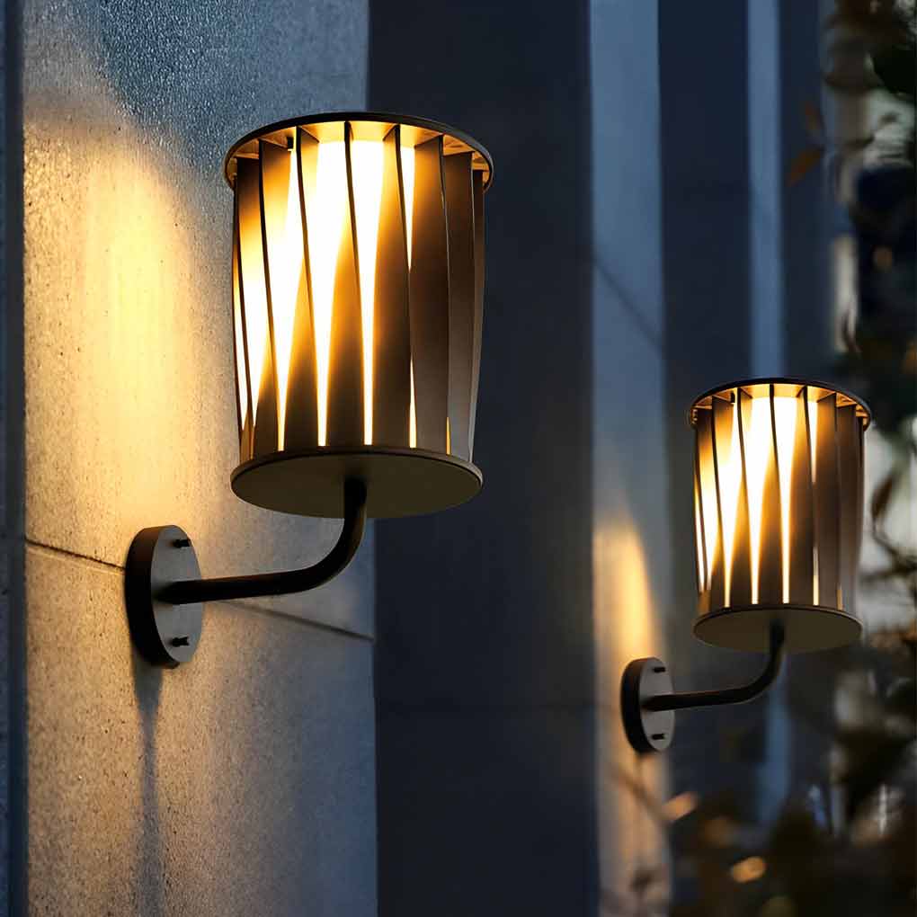Twisted Outdoor Wall Lamp Li002305