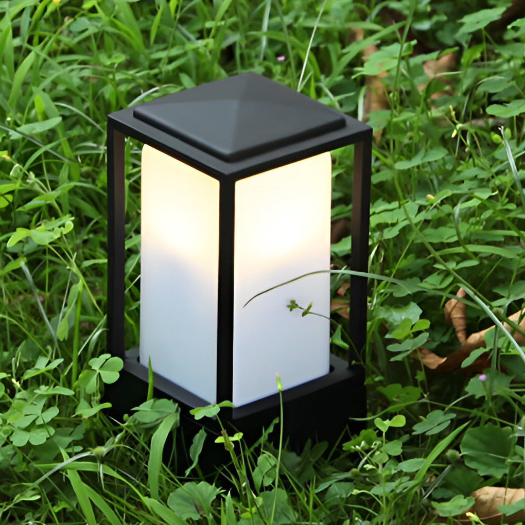 Cubic Aluminum LED Lawn Lantern for Modern Landscape Illumination