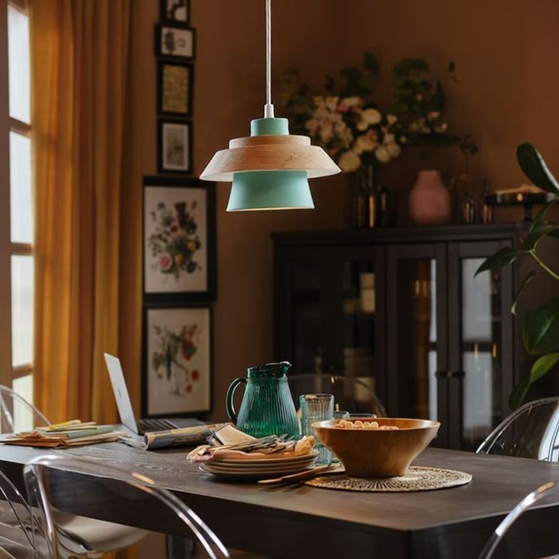 Chic Wood Pendant Lamp